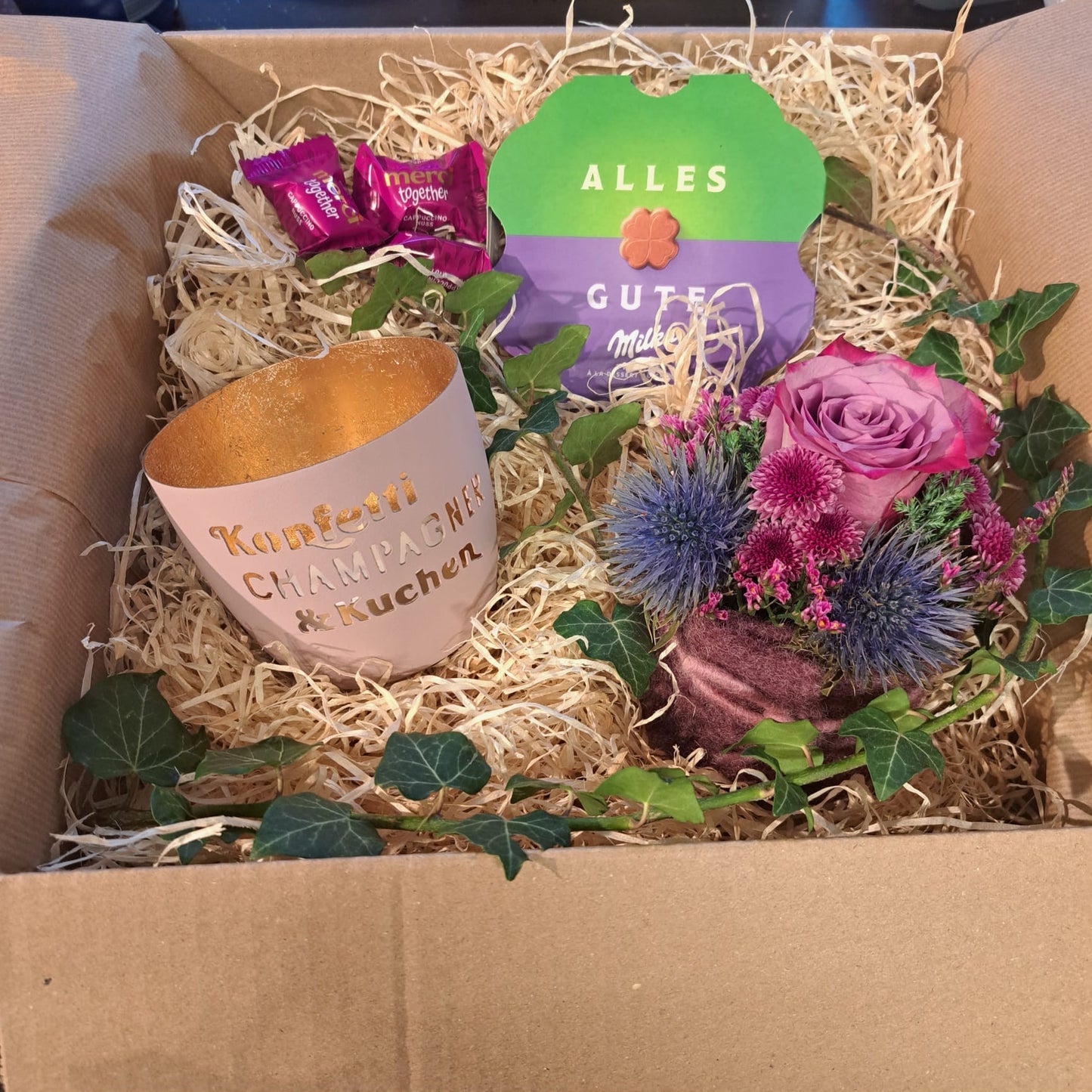 StraussBox "Happy Birthday II"