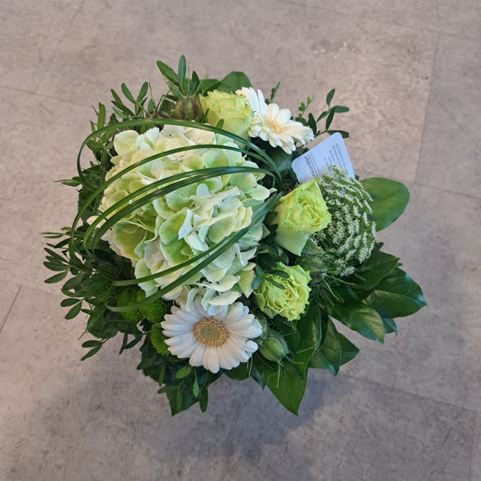 Frischer Strauß "Ein Traum in Weiß"